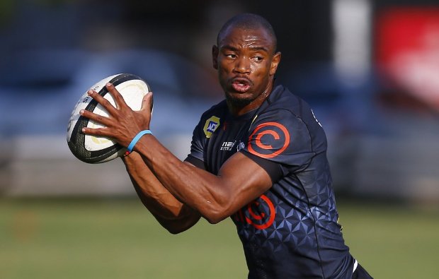 Makazole Mapimpi re-signs with the Sharks until 2025 | Ultimate Rugby