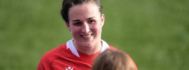 Siwan Lillicrap retires from international rugby