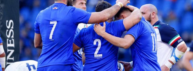 France hang on after a thriller in Rome