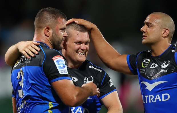After-the-siren penalty lifts force to win over Moana | Ultimate Rugby ...