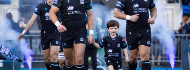 Huw Jones is staying at Scotstoun