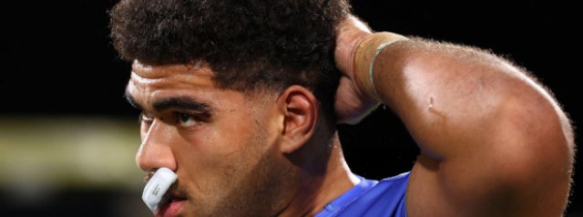 Smith re-commits to Force until 2027