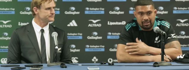 Robertson and Savea reaction after All Black win | Press Conference
