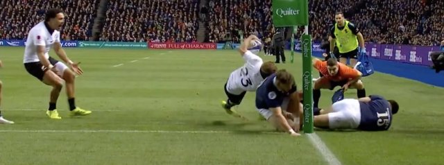 Astonishing match winning try from Damian McKenzie