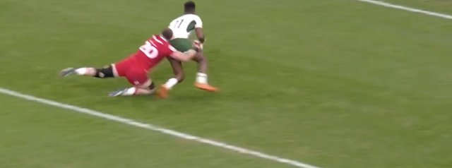 Canan Moodie pounces and scores from deep