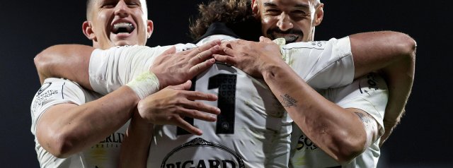 Determined Stade Rochelais tame Tigers