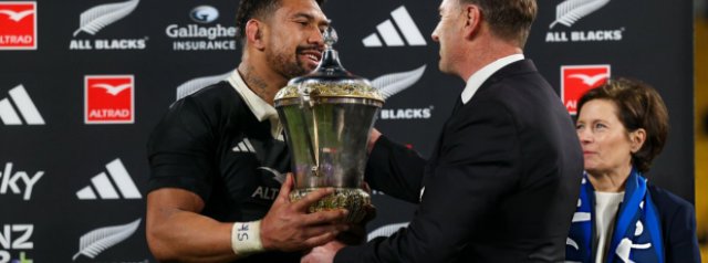 Savea shines in New Zealand Rugby Awards