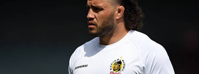 Back-rower Roots becomes first to re-commit to Chiefs