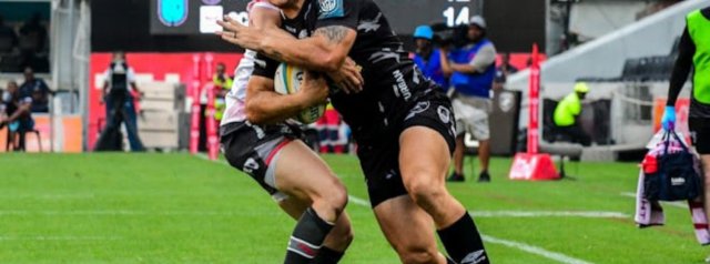 Hybrid Hero Esterhuizen Helps Sharks Bite Back