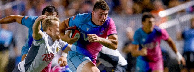 Tomas Bekerman signs with Chicago Hounds