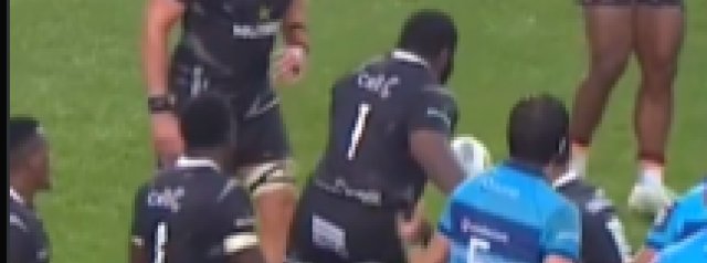 Watch Ox Nche with a 10/10 clearance kick for the Sharks