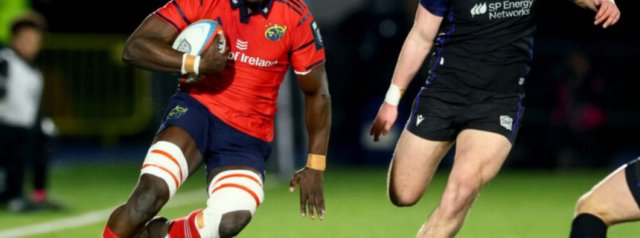 Seán Edogbo Signs Two-Year Senior Contract