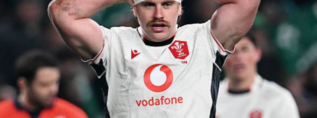 'Banged up' Wainwright set to feature for Wales against Italy