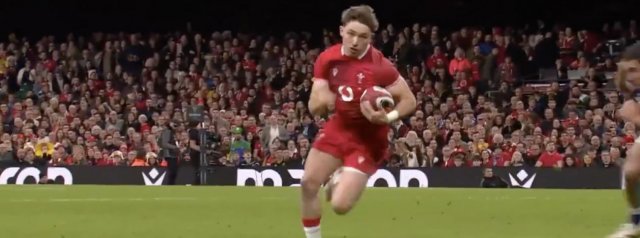 Bonus point try secured for Wales