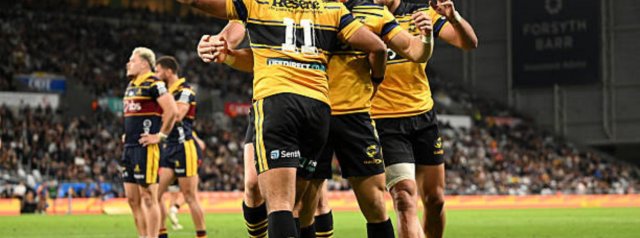 Fineanganofo nabs hat-trick as clinical Hurricanes crack half-century against Highlanders