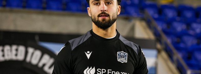 Afshar extends Glasgow Warriors contract