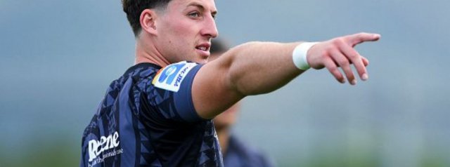 Edinburgh land Hurricanes star Higgins on three-year deal