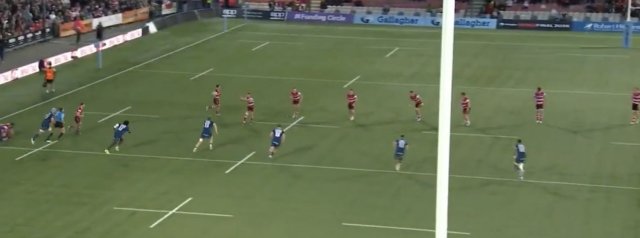 Tomos Williams is on fire for Gloucester