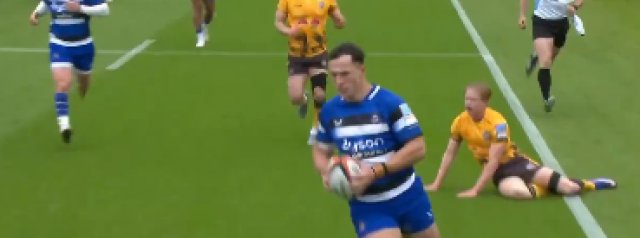 Watch | Henry Arundell with the chase, tackle and finish