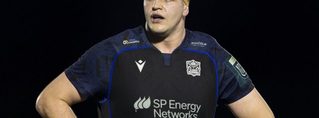 Cummings returns for quarter-final showdown