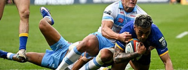 Ioane finishes off a beautiful piece of play from Leinster