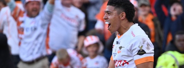 Cheetahs Strengthen Squad with Key Contract Renewals