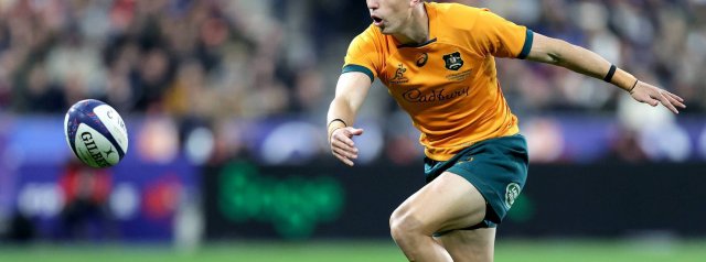 Campbell back in gold for sold out Sydney Test against Ireland