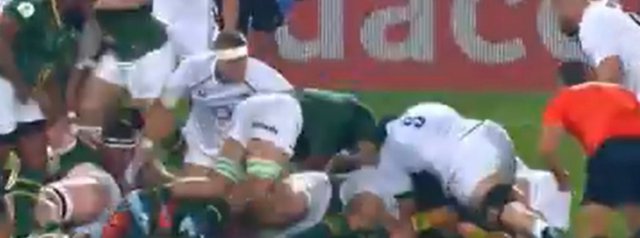 South Africa strike early against England