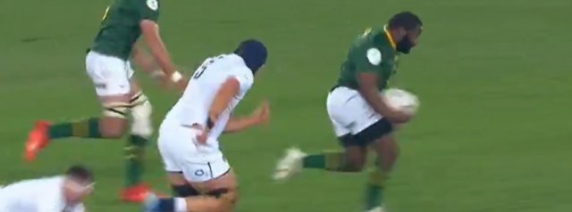 Ox Nche breaks and leads to a try