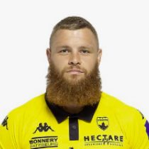 Yan Arnold rugby player