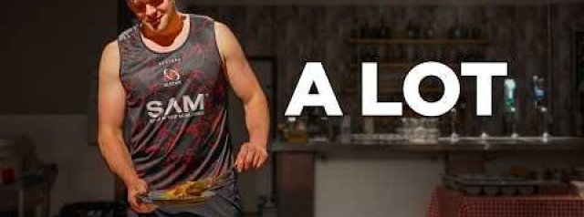 What does a rugby player eat in a day?