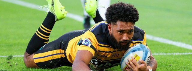 Fehi Fineanganofo to remain with Hurricanes for 2027 Super Rugby Pacific