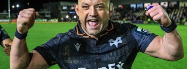 Prolific Parry Joins Exclusive Club Amid ‘Inspiring’ St Helen’s Homecoming
