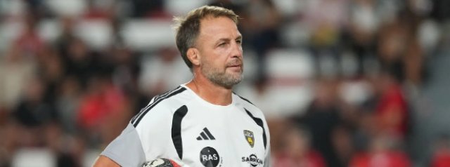 Romain Carmignani departs La Rochelle